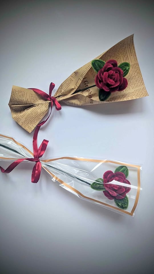 Handmade Valentine's Day Pipe Cleaner Flowers