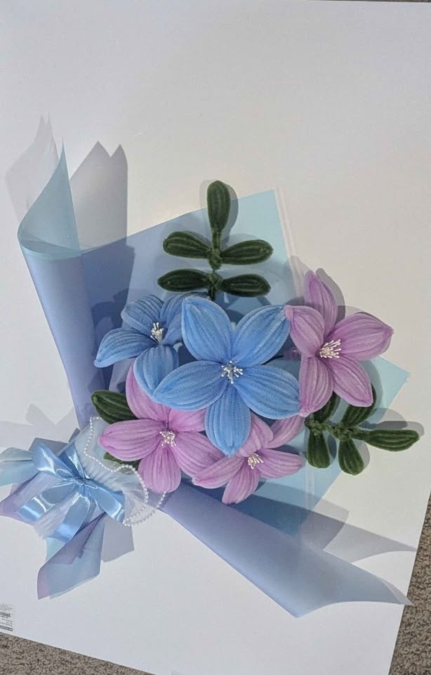 Birthday/Valentine's Day Pipe Cleaner Flower Bouquet with LED Li - photo 2