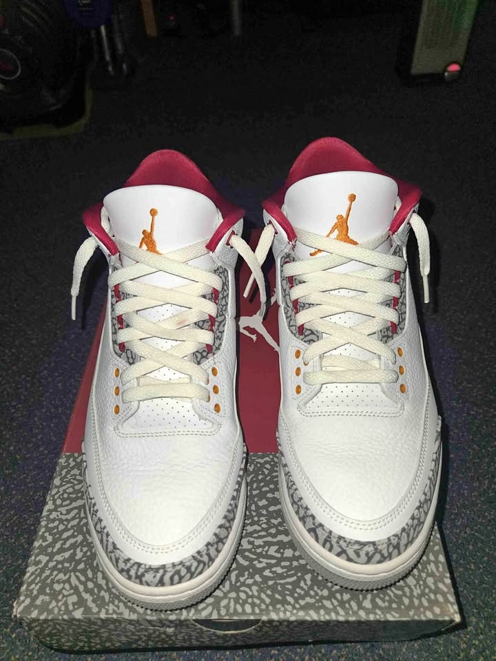 Air Jordan 3 Cardinal Red Size 10.5