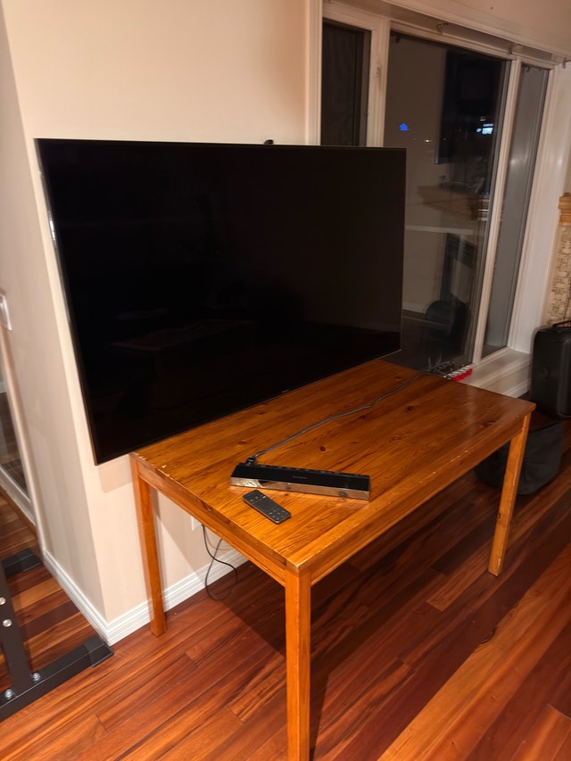 Samsung 65” 4K Smart TV - UN65F9000AF