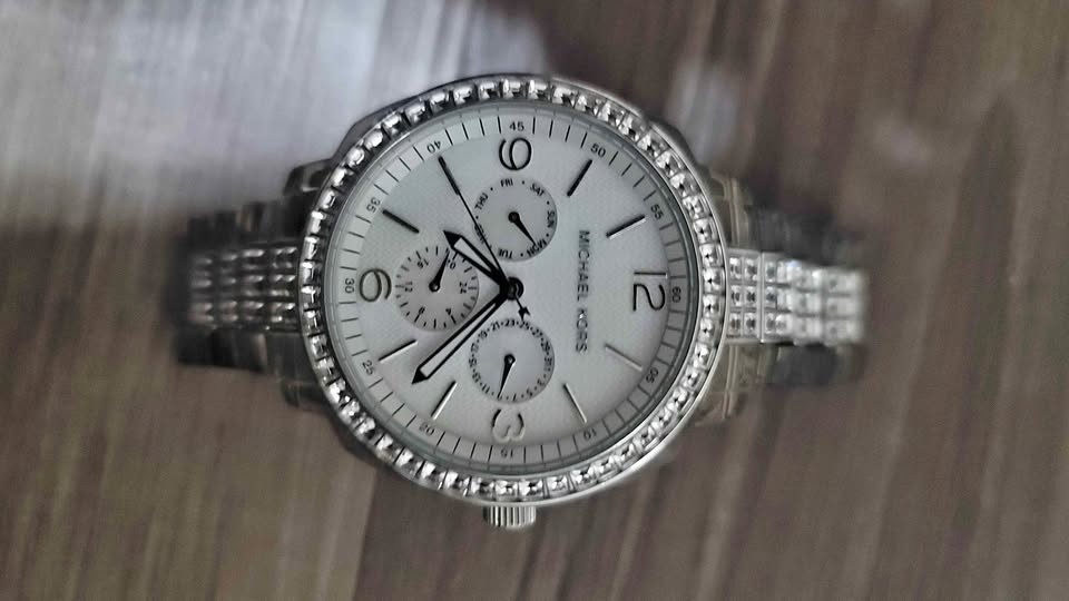 Michael Kors MK-5059 Silver Tone Crystal Watch