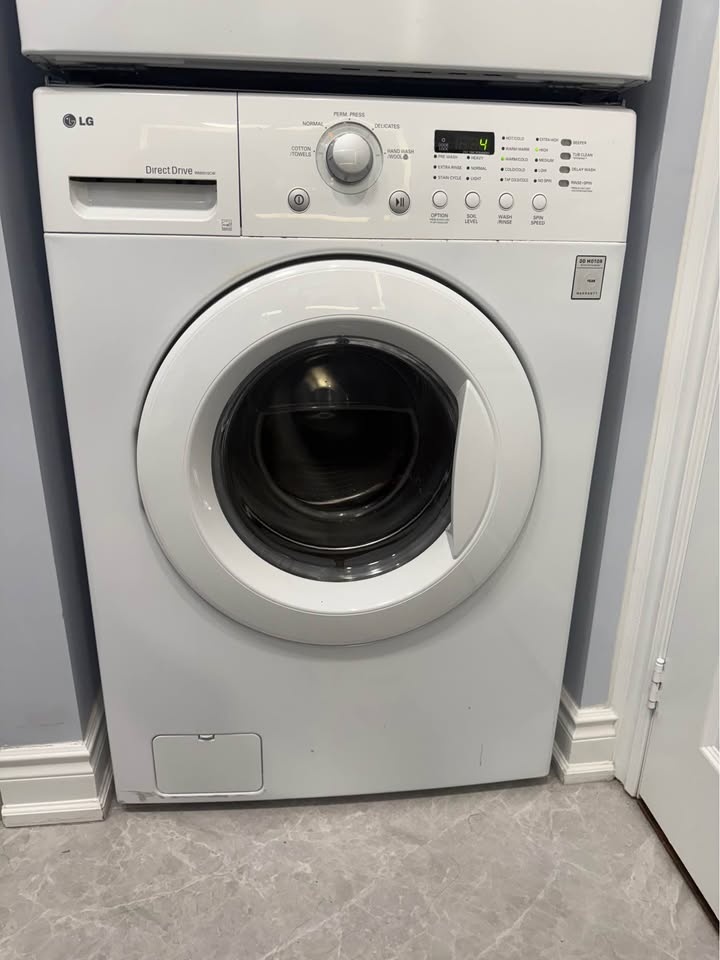 LG Washer Dryer Set - photo 3
