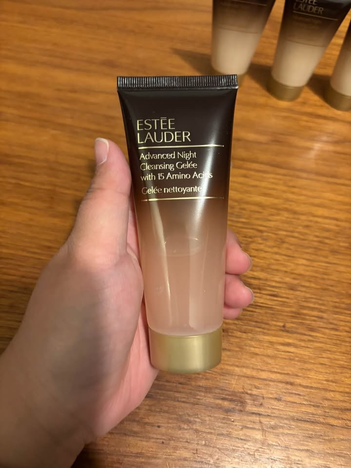 Estée Lauder Advanced Night Cleansing Gel Set - photo 2