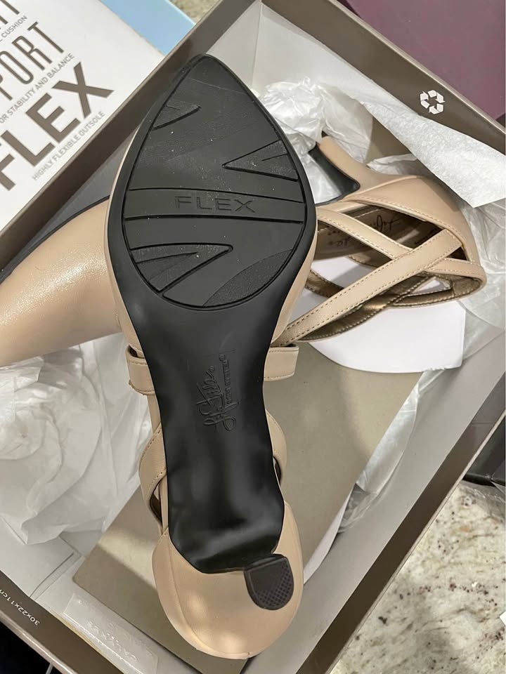 LifeStride Nude Strappy Pointed Toe Heels Flex Soft System