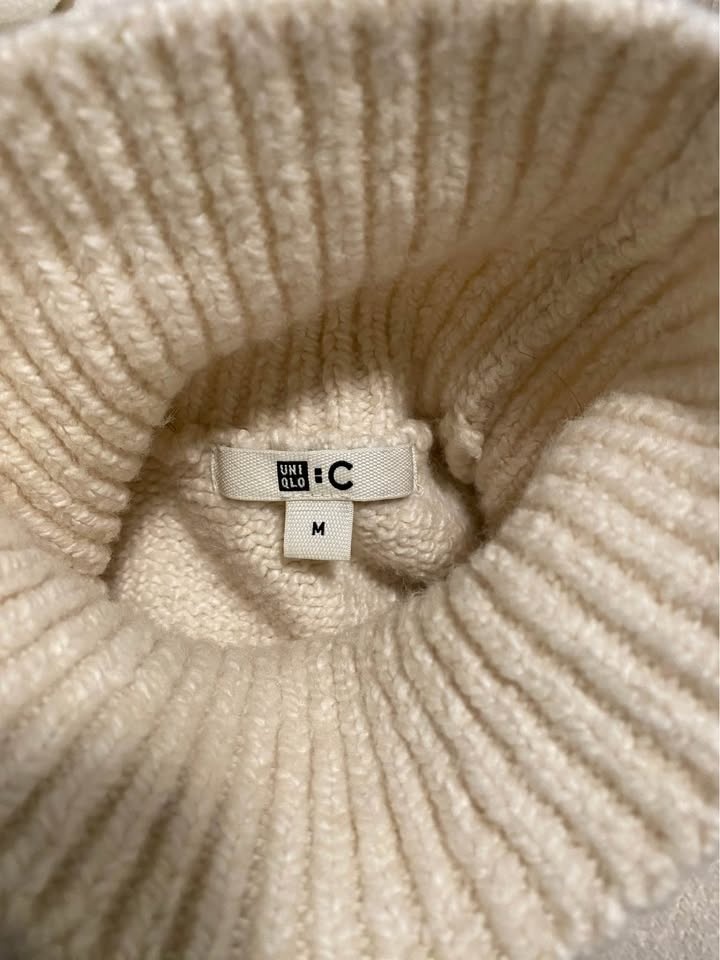 UNIQLO Soft Knit Long Sleeve High Neck Sweater - photo 2