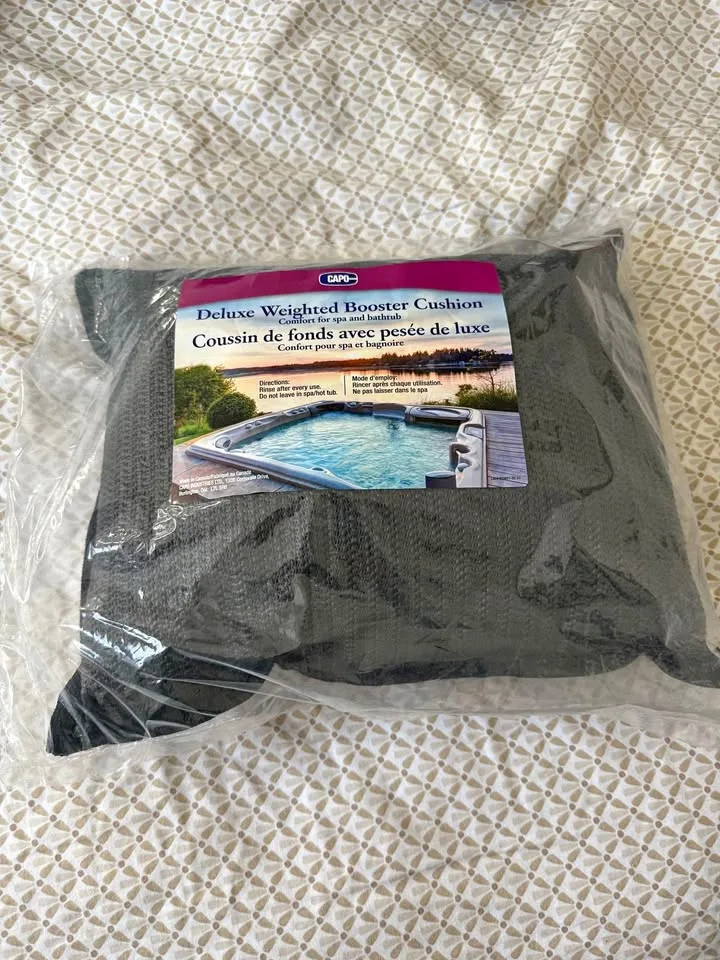 Deluxe Weighted Booster Cushion for Spa & Bathtub – Brand New thumbnail