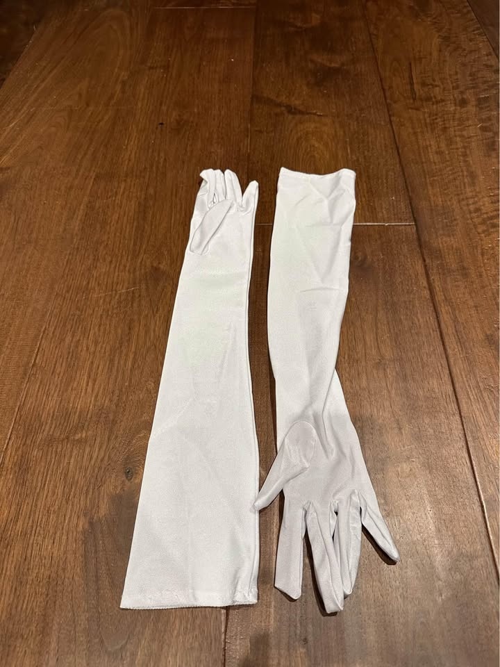 Costume gloves
