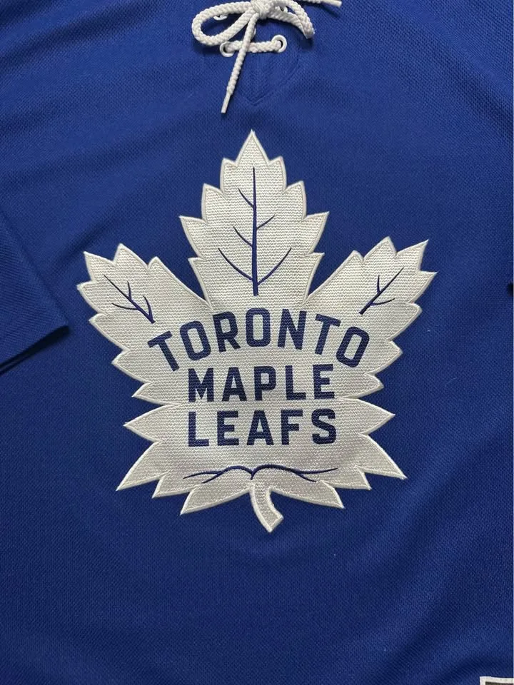 Toronto Maple Leafs jersey youth image indicator(3)