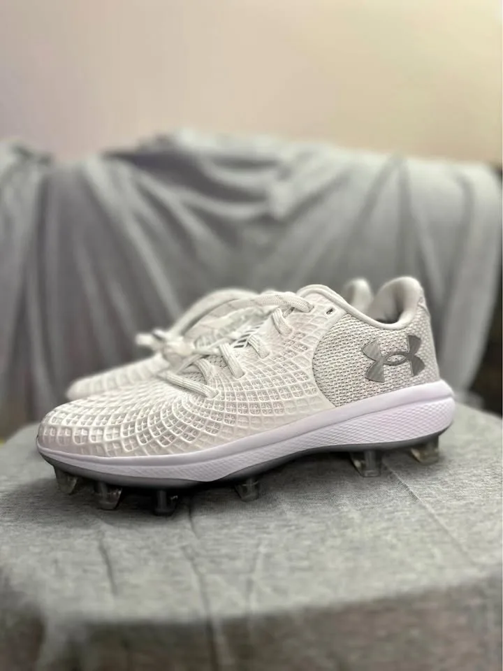 under armour men’s cleats thumbnail