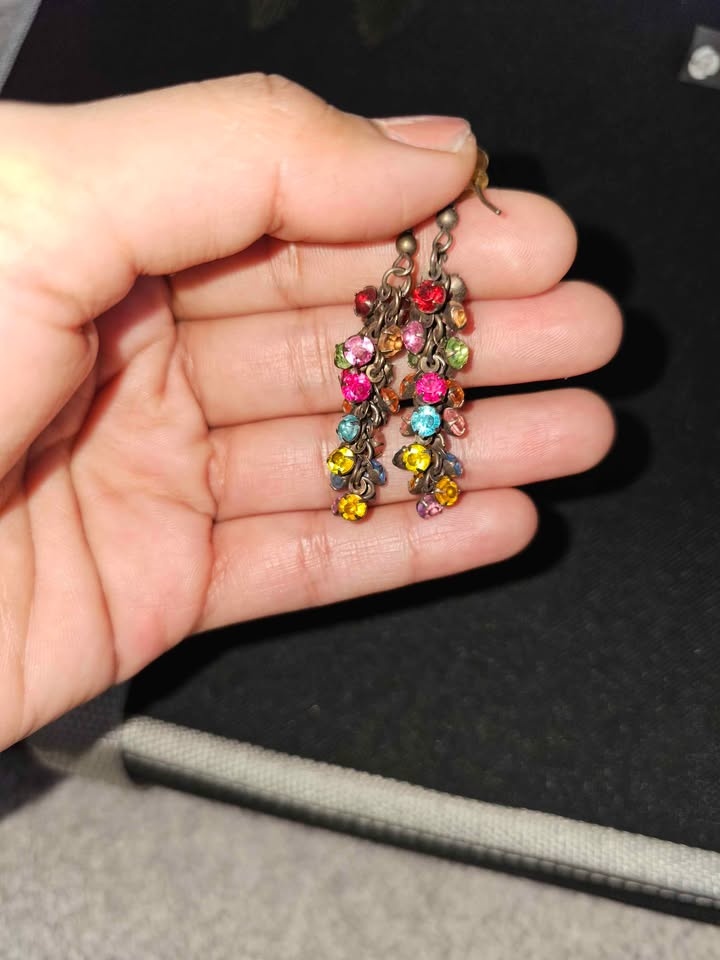 Earrings 2 for 4 dollars - photo 2
