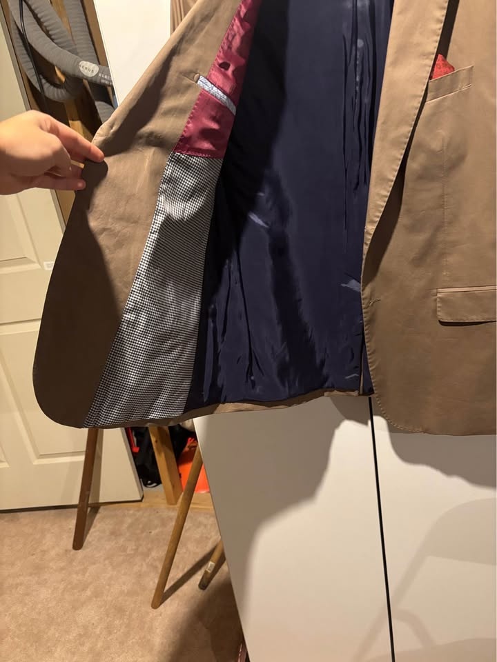 Mexx Brown Men's Blazer with Red Pocket Square - photo 3