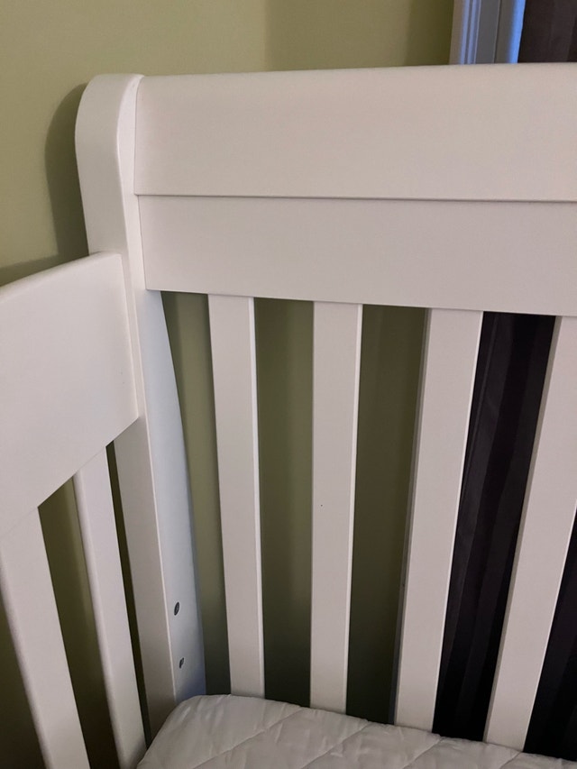 Adjustable Crib - photo 3