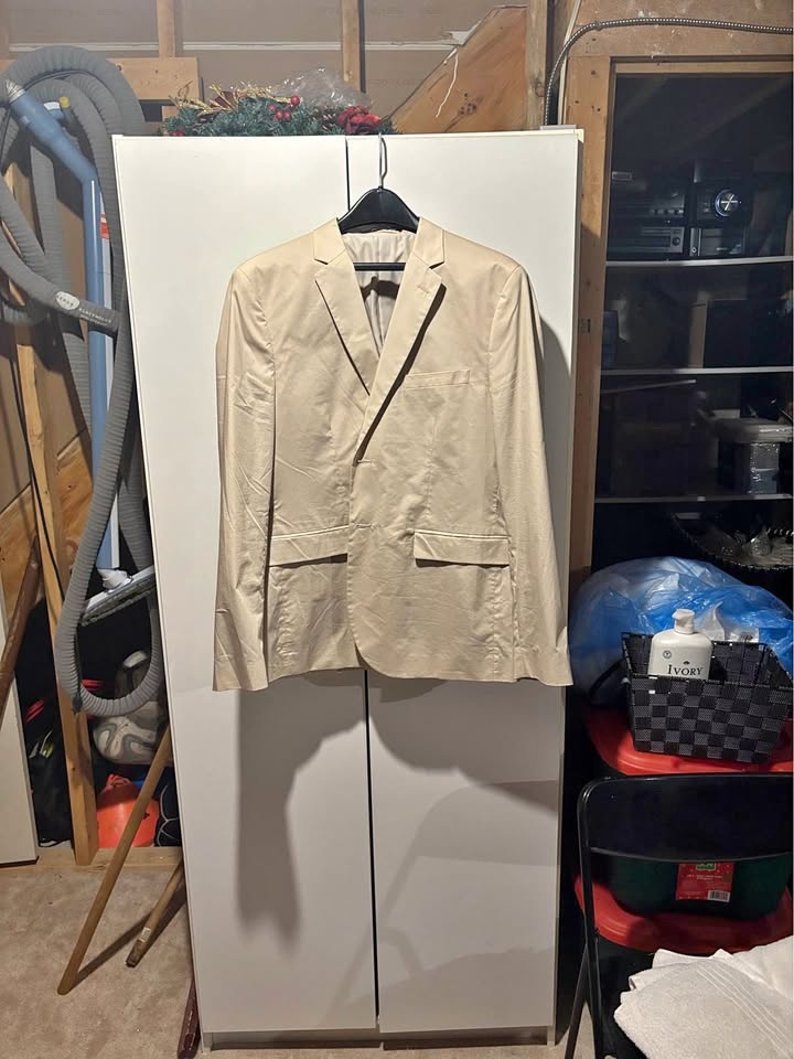 H&M Men's Beige Blazer/Coat