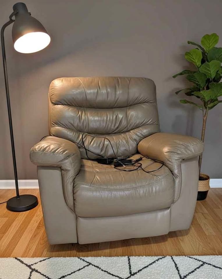 Reclining Leather Chair - Free Delivery