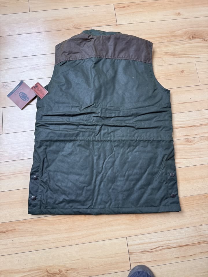 Men's Brant Oil-skin Vest. Lined and insulated. - photo 3