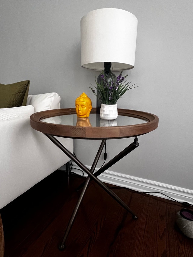 Set of 2 Nesting Round Side Tables - Glass & Wood - photo 4