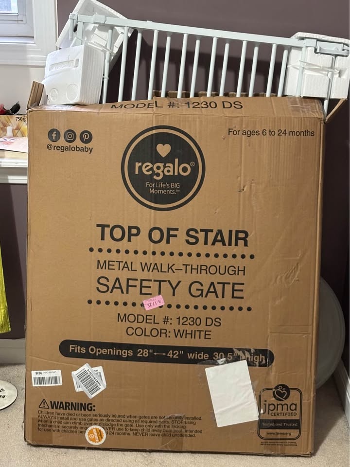 Safety Gate for pets/baby - photo 2