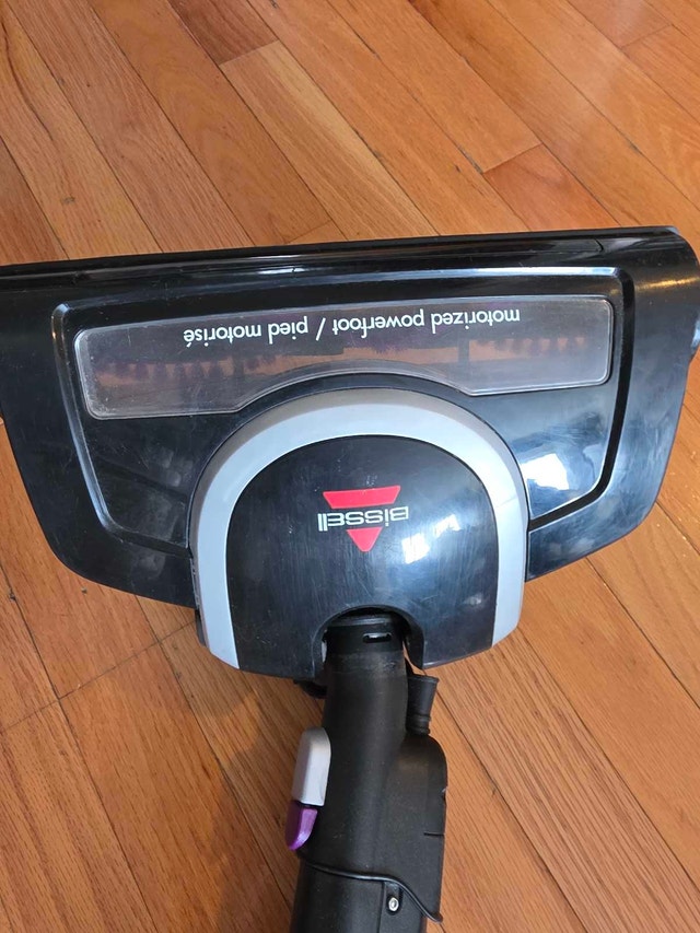 Bissell Powerlifter Multi-Cyclonic Vacuum - photo 2
