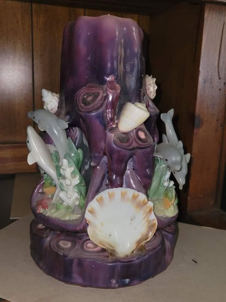 Handmade Dolphin & Seashell Candle - photo 3