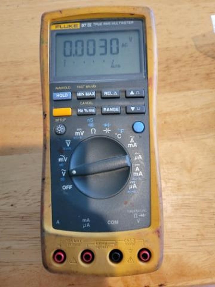 Fluke 87 IV True RMS Industrial Digital Multimeter - photo 3
