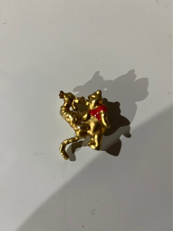 Vintage Winnie the Pooh Tigger Pin Brooch Gold Tone Enamel - photo 2
