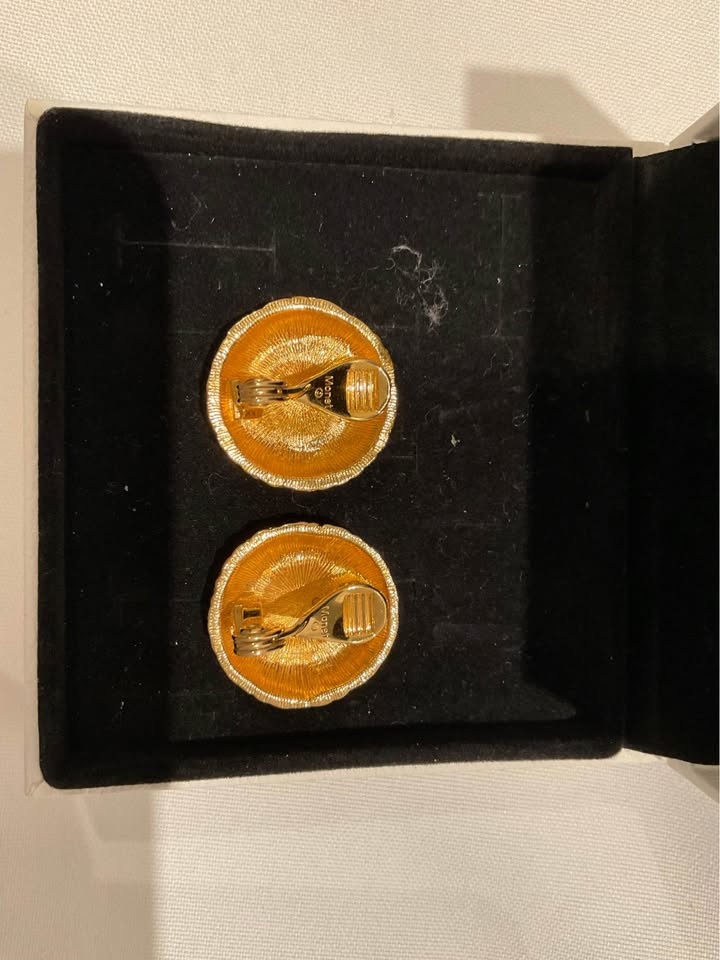 Earrings Ladies Vintage MONET Clip On - photo 3
