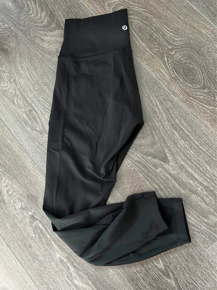 Lulu🍋 Black Leggings Size 8