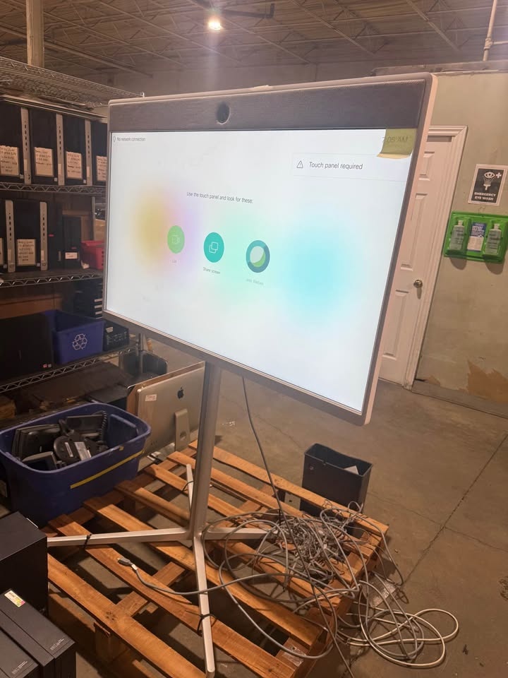 Cisco Webex Room 55 55" 4K Conference System - photo 2