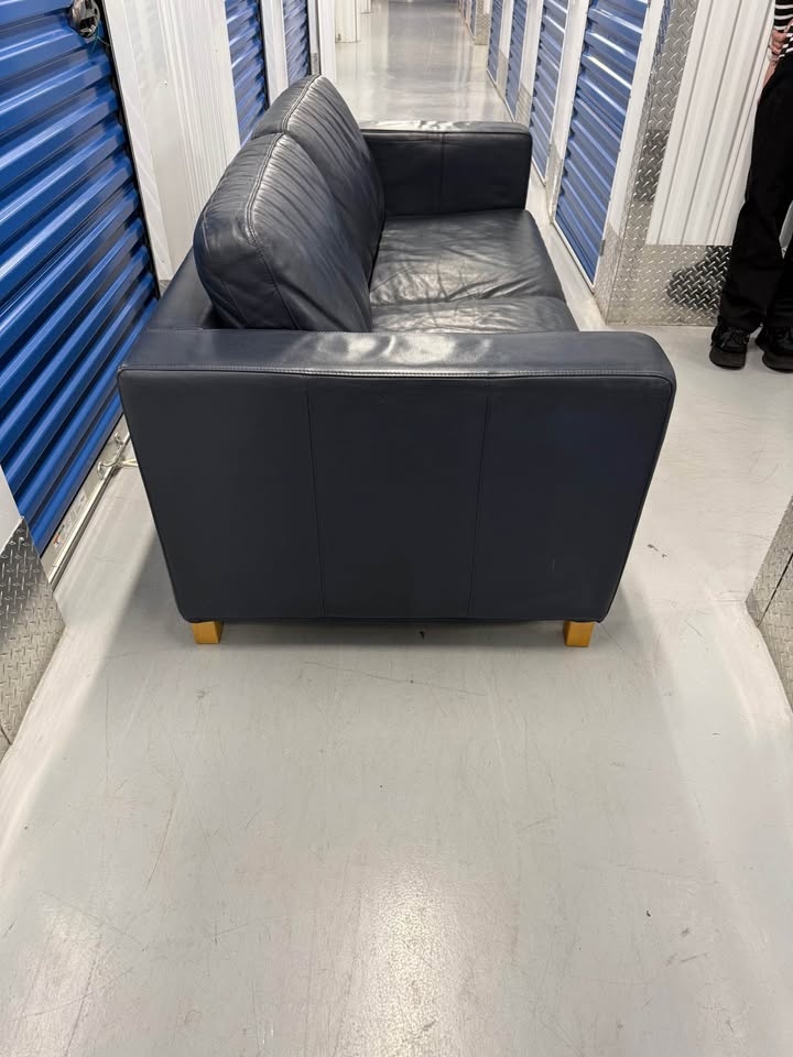 Navy Leather Sofa with Pull Out Bed - photo 5