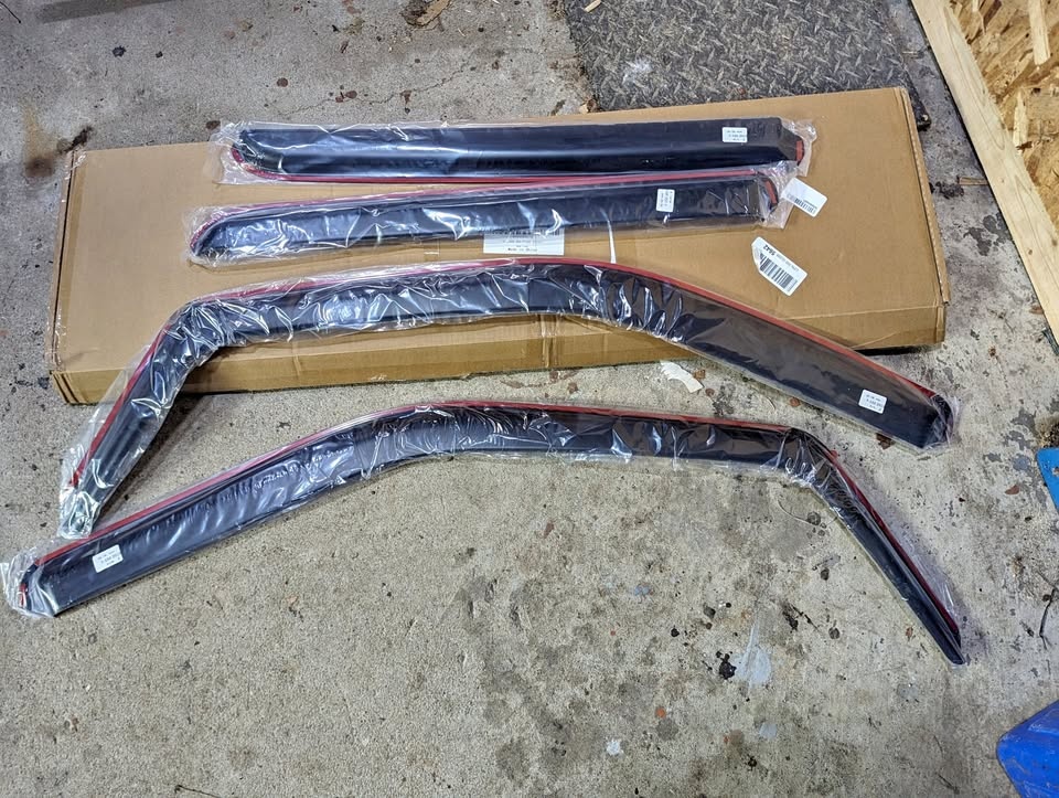Ford F-150, F-250, Superduty Window Vent Visors