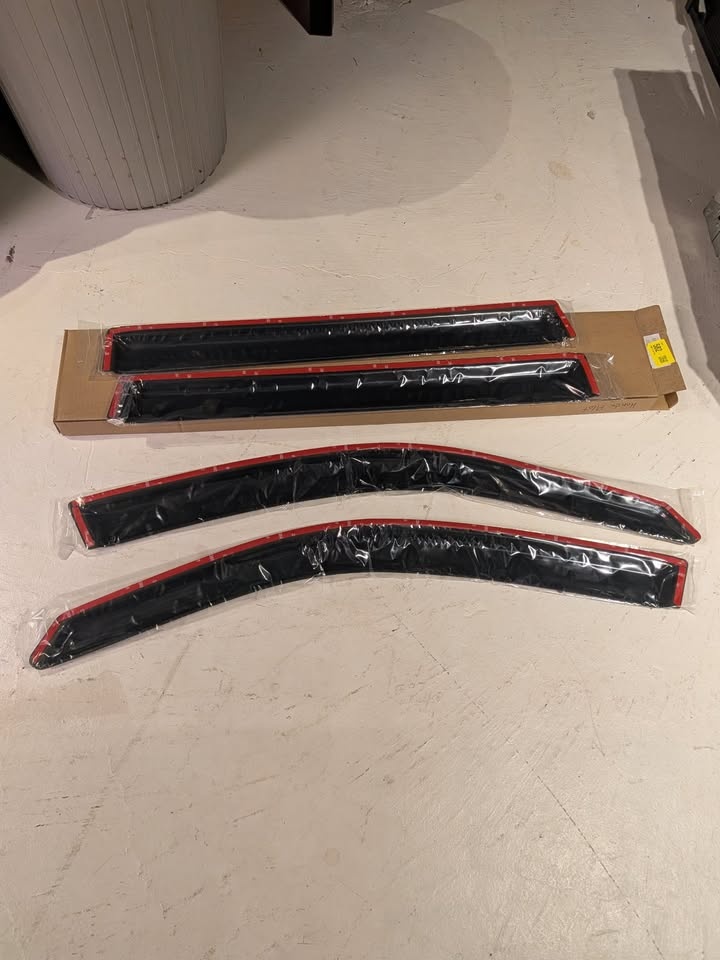 Honda Pilot Vent Visor Rain Guards, 2003 - 2008 - photo 2