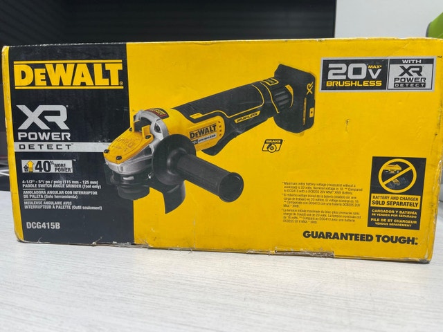 DEWALT XR 20-V 4 1/2-in Cordless Angle Grinder