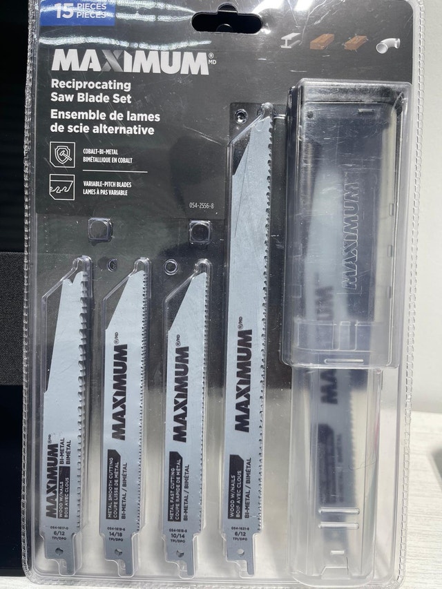 MAXIMUM Assorted TPI Bi-Metal Reciprocating Saw Blade Set with C