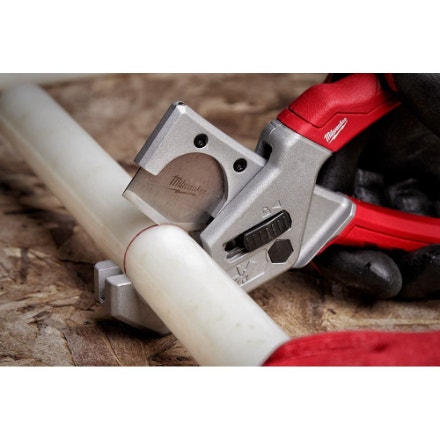 Milwaukee Tool 1-inch PEX and Tubing Cutter - photo 2