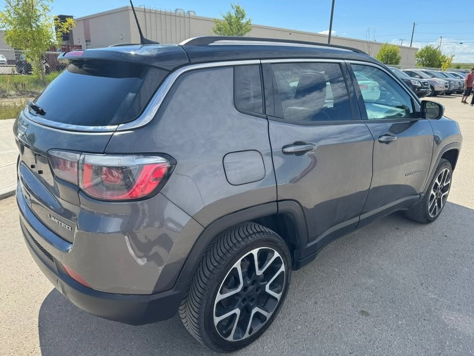2018 Jeep Compass Limited AWD - photo 3