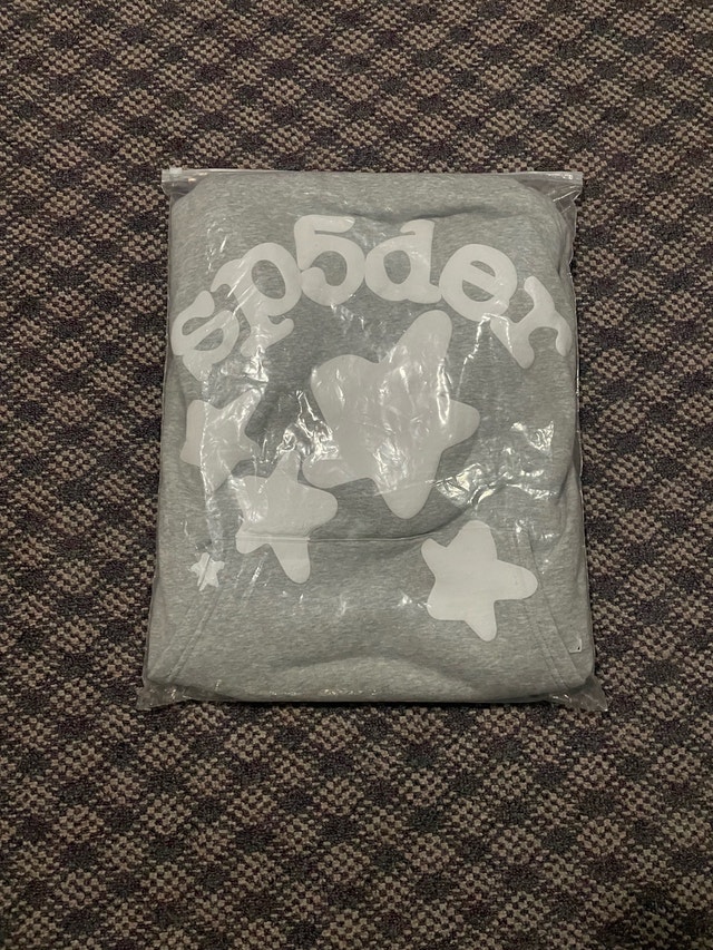 Grey Beluga Spider Hoodie - photo 2