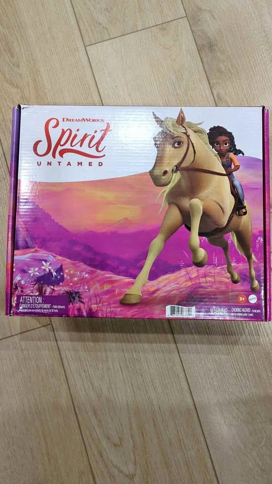 BNIB Spirit Untamed Pru and Chica Linda