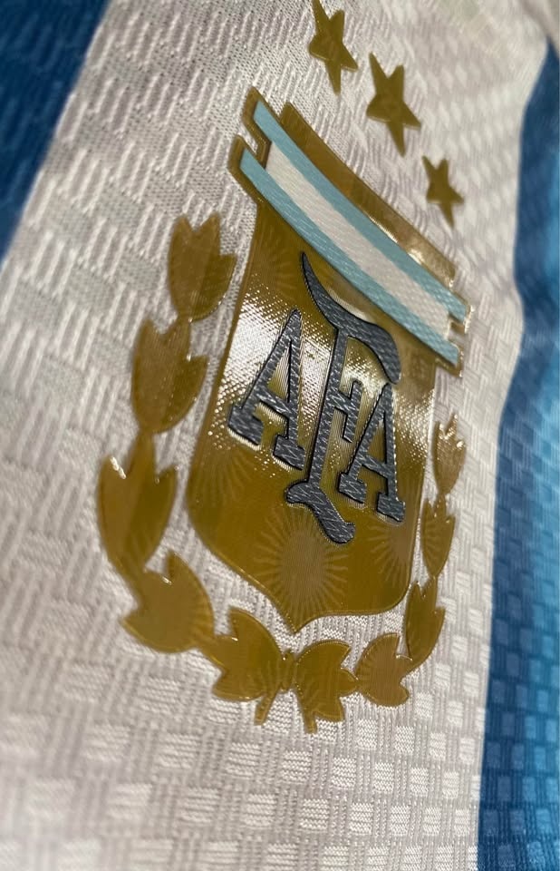 Messi Home Argentina 2026 World Cup Jersey w/ Patches - S/M/L - photo 5