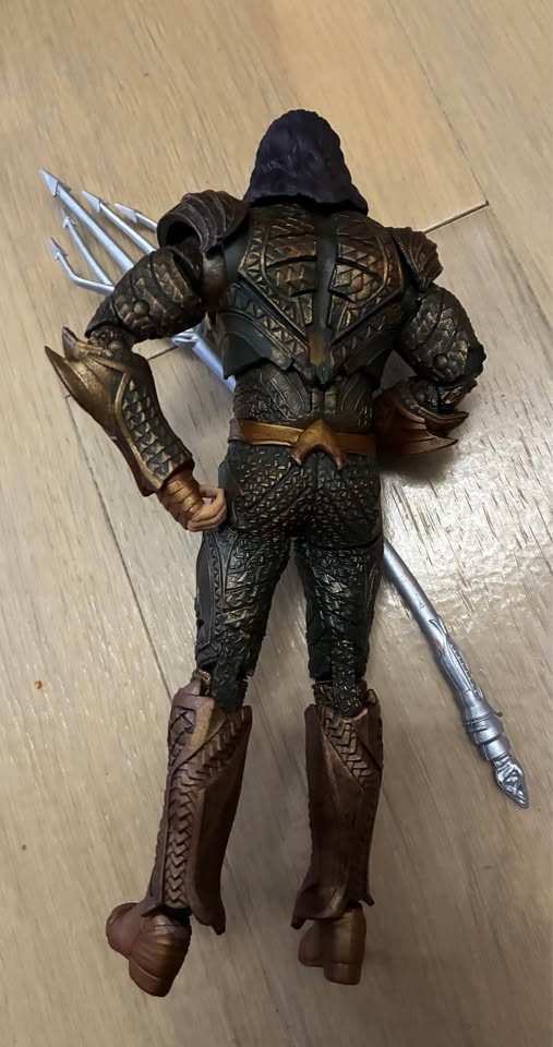 McFarlane Toys DC Multiverse Aquaman Action Figure - photo 2