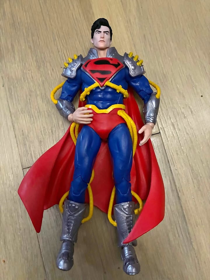 McFarlane DC Multiverse Superboy-Prime Infinite Crisis Figure