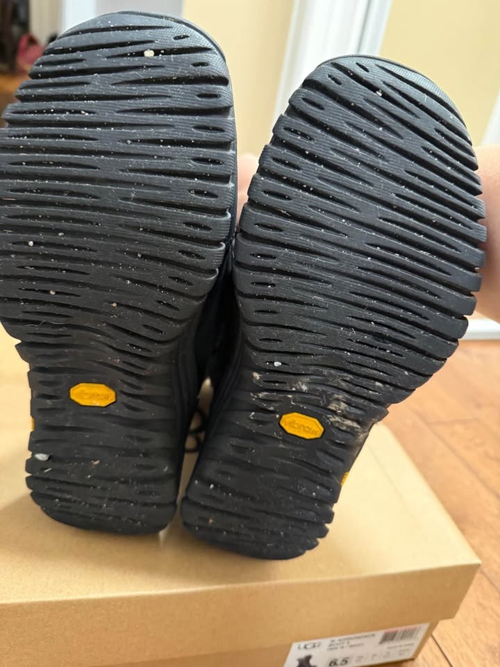 UGG Black Waterproof Lace-Up Winter Boots - photo 5
