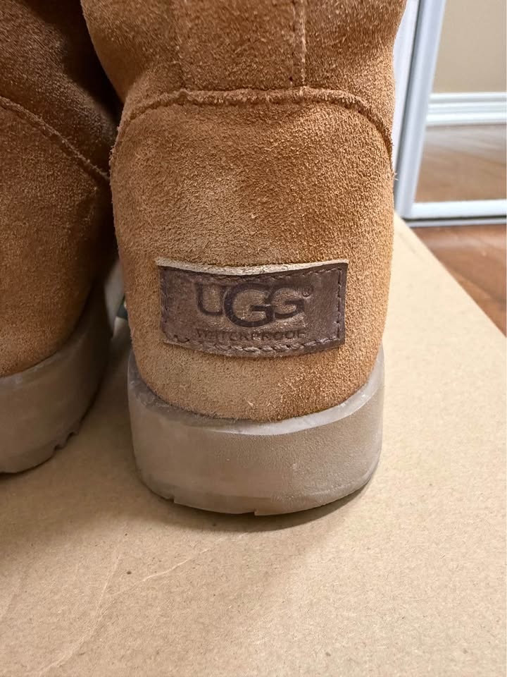 Tan UGG Boots - photo 4