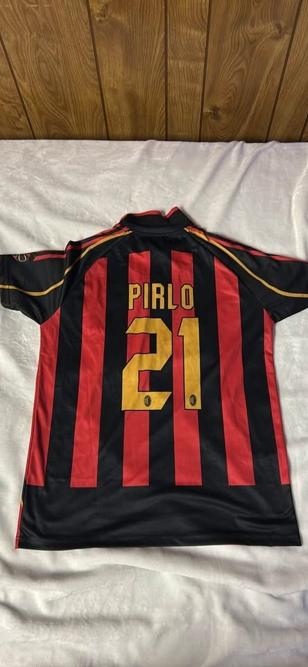 Pirlo Retro Milan Jersey - photo 2
