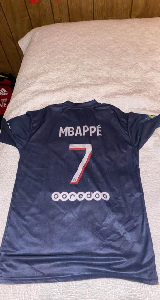 Psg Jersey Mbappe - photo 2