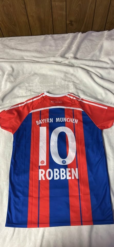 Robben Bayern Jersey - photo 2