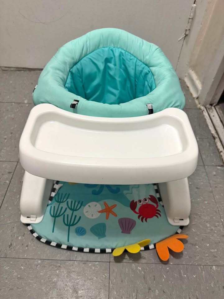 Clean Baby Einstein Floor Seat with Removable Tray
