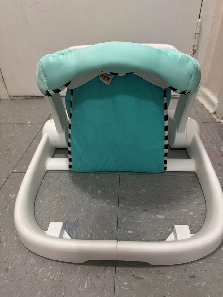 Clean Baby Einstein Floor Seat with Removable Tray - photo 3