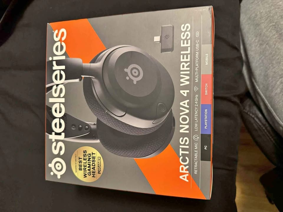 Steelseries Arctis Nova 4 Wireless Headset