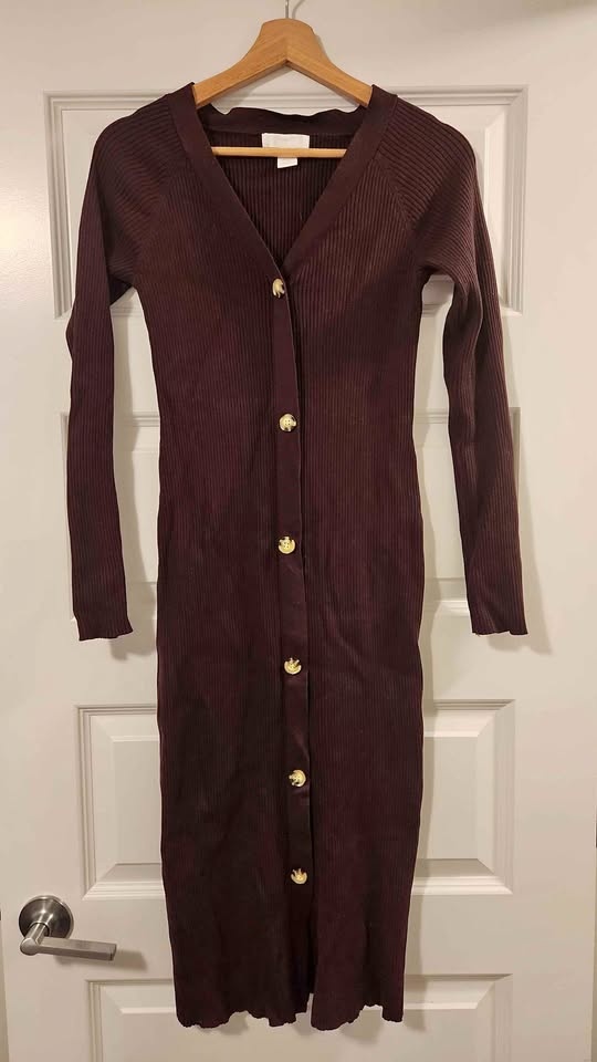 H & M Rib-Knit Button-Front Midi Dress – Size Small