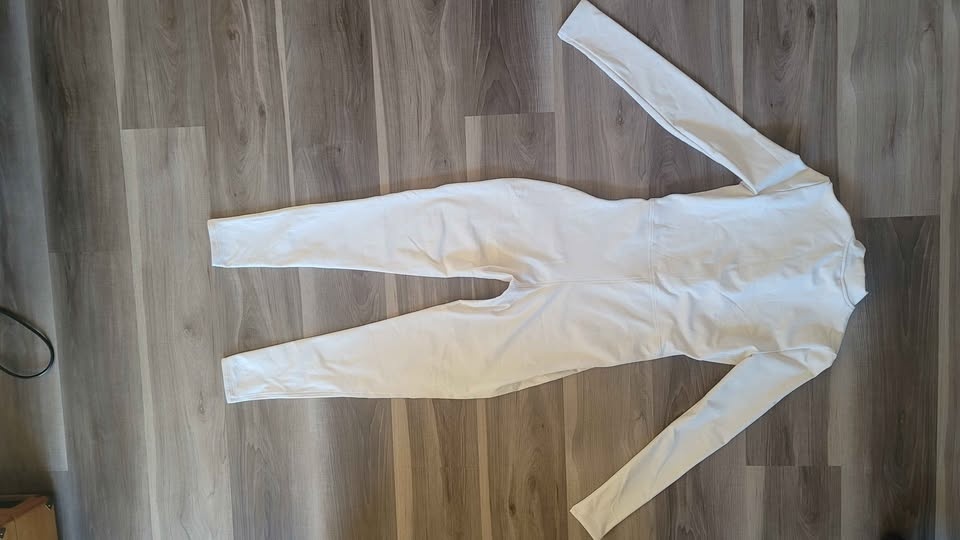 White long sleeve full body jumpsuit size M zipper front - photo 2